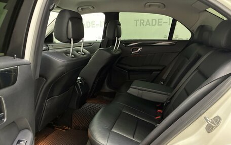 Mercedes-Benz E-Класс, 2010 год, 1 550 000 рублей, 19 фотография