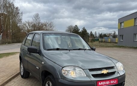 Chevrolet Niva I рестайлинг, 2014 год, 280 000 рублей, 1 фотография