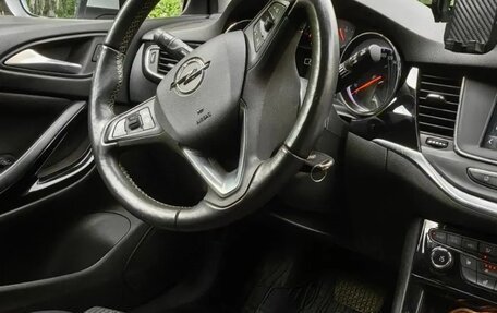 Opel Astra K, 2020 год, 1 300 000 рублей, 6 фотография