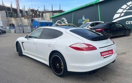 Porsche Panamera II рестайлинг, 2010 год, 2 100 000 рублей, 4 фотография