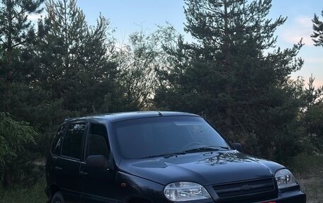 Chevrolet Niva I рестайлинг, 2005 год, 230 000 рублей, 2 фотография