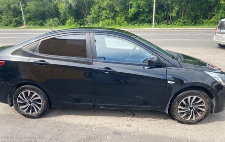 Hyundai Solaris II рестайлинг, 2014 год, 920 000 рублей, 2 фотография