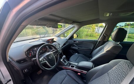 Opel Zafira C рестайлинг, 2014 год, 1 030 000 рублей, 4 фотография