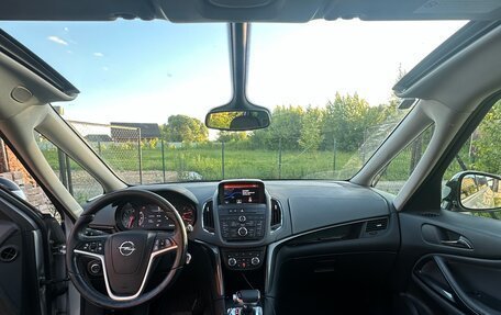 Opel Zafira C рестайлинг, 2014 год, 1 030 000 рублей, 6 фотография