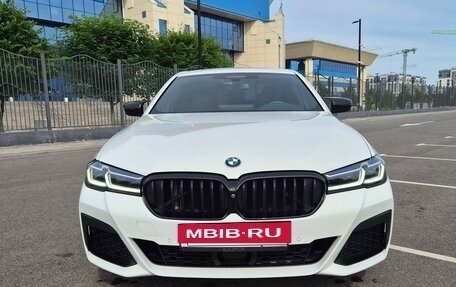 BMW 5 серия, 2020 год, 5 200 000 рублей, 2 фотография