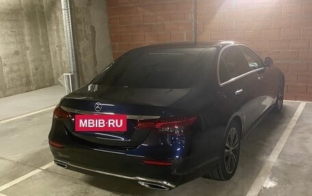 Mercedes-Benz E-Класс, 2021 год, 5 350 000 рублей, 4 фотография