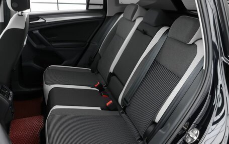 Volkswagen Tiguan II, 2019 год, 2 849 000 рублей, 10 фотография