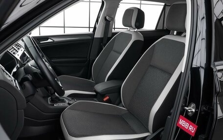 Volkswagen Tiguan II, 2019 год, 2 849 000 рублей, 9 фотография