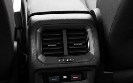 Volkswagen Tiguan II, 2019 год, 2 849 000 рублей, 18 фотография
