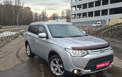 Mitsubishi Outlander III рестайлинг 3, 2014 год, 1 680 000 рублей, 1 фотография