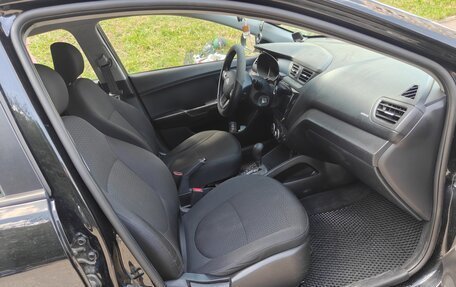 KIA Rio III рестайлинг, 2012 год, 990 000 рублей, 29 фотография