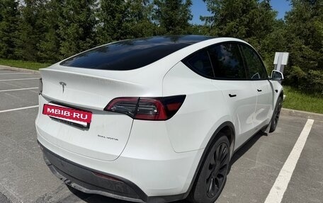 Tesla Model Y I, 2024 год, 5 900 000 рублей, 3 фотография