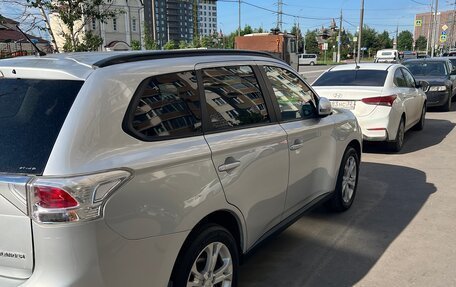 Mitsubishi Outlander III рестайлинг 3, 2013 год, 1 530 000 рублей, 4 фотография