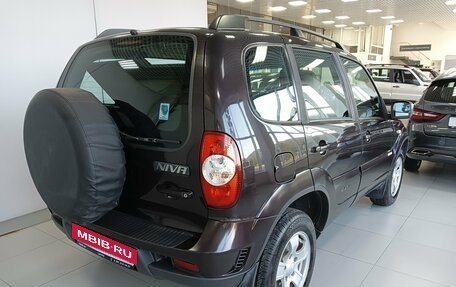 Chevrolet Niva I рестайлинг, 2012 год, 450 000 рублей, 6 фотография