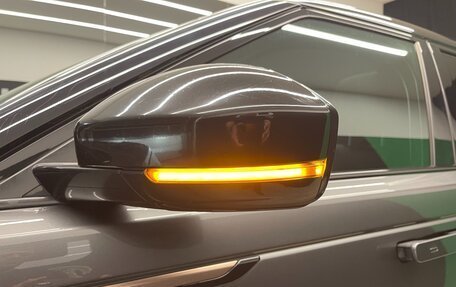 Land Rover Range Rover Velar I, 2018 год, 2 800 000 рублей, 10 фотография