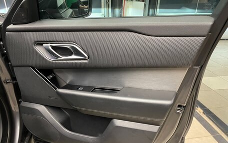 Land Rover Range Rover Velar I, 2018 год, 2 800 000 рублей, 20 фотография