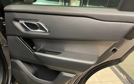 Land Rover Range Rover Velar I, 2018 год, 2 800 000 рублей, 22 фотография