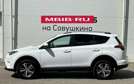 Toyota RAV4, 2018 год, 2 099 000 рублей, 5 фотография