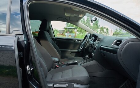 Volkswagen Jetta VI, 2013 год, 1 350 000 рублей, 21 фотография