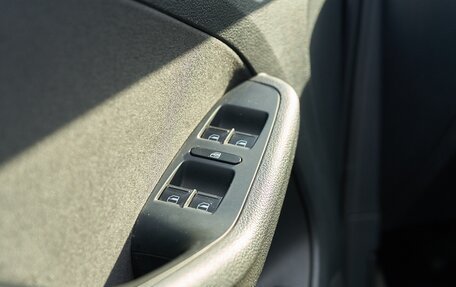 Volkswagen Jetta VI, 2013 год, 1 350 000 рублей, 24 фотография