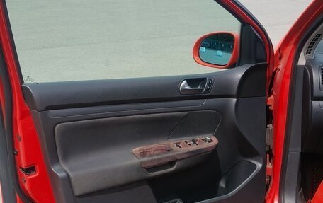 Volkswagen Golf V, 2006 год, 500 000 рублей, 19 фотография