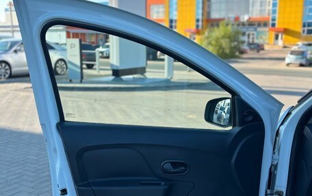 Renault Logan II, 2021 год, 750 000 рублей, 16 фотография