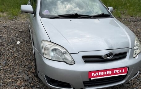 Toyota Corolla, 2005 год, 650 000 рублей, 3 фотография
