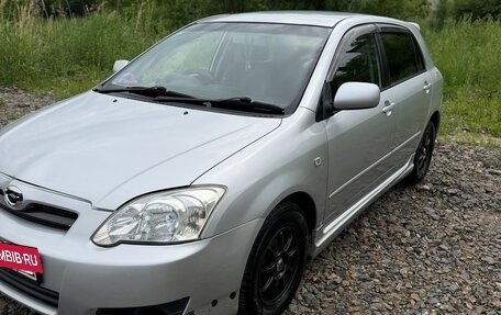 Toyota Corolla, 2005 год, 650 000 рублей, 5 фотография