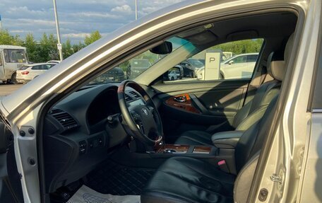 Toyota Camry, 2008 год, 1 150 000 рублей, 7 фотография