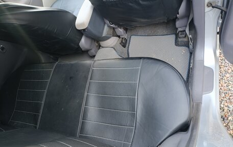 Toyota Platz, 2000 год, 375 000 рублей, 11 фотография