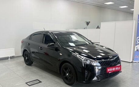 KIA Rio IV, 2021 год, 1 699 000 рублей, 3 фотография