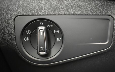 Volkswagen Tiguan II, 2017 год, 2 649 000 рублей, 13 фотография