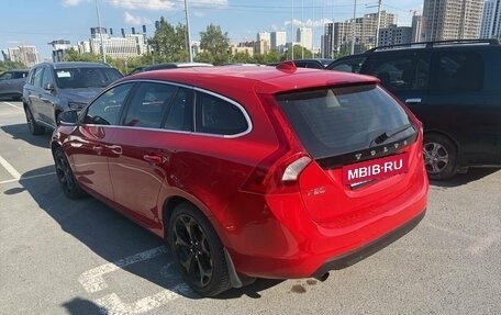 Volvo V60 I, 2011 год, 895 000 рублей, 3 фотография
