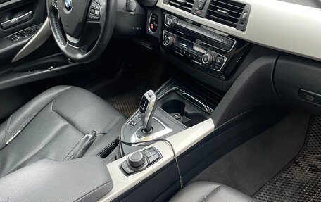BMW 3 серия, 2018 год, 1 700 000 рублей, 10 фотография