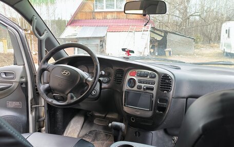 Hyundai Starex I рестайлинг, 2006 год, 500 000 рублей, 7 фотография