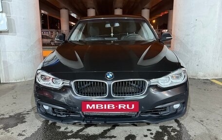 BMW 3 серия, 2018 год, 1 700 000 рублей, 4 фотография