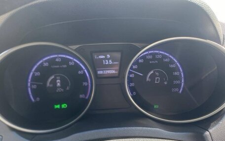 Hyundai ix35 I рестайлинг, 2011 год, 1 150 000 рублей, 12 фотография