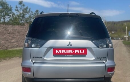 Mitsubishi Outlander III рестайлинг 3, 2010 год, 1 090 000 рублей, 5 фотография