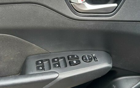 Hyundai Solaris II рестайлинг, 2022 год, 1 099 000 рублей, 9 фотография