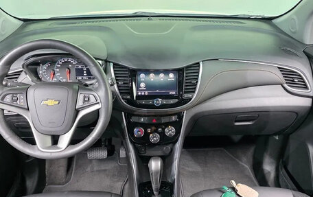 Chevrolet Trax, 2022 год, 1 560 548 рублей, 7 фотография