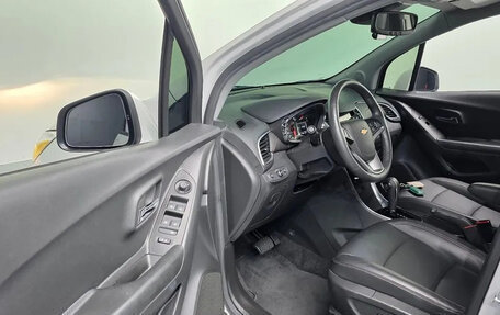 Chevrolet Trax, 2022 год, 1 560 548 рублей, 10 фотография