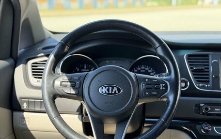 KIA Carnival III, 2020 год, 2 750 000 рублей, 16 фотография