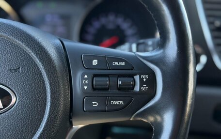 KIA Carnival III, 2020 год, 2 750 000 рублей, 18 фотография