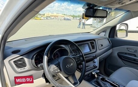 KIA Carnival III, 2020 год, 2 750 000 рублей, 14 фотография