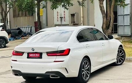 BMW 3 серия, 2022 год, 2 350 021 рублей, 5 фотография