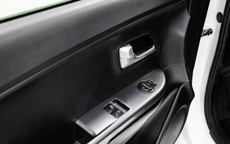 KIA Rio III рестайлинг, 2014 год, 799 000 рублей, 22 фотография