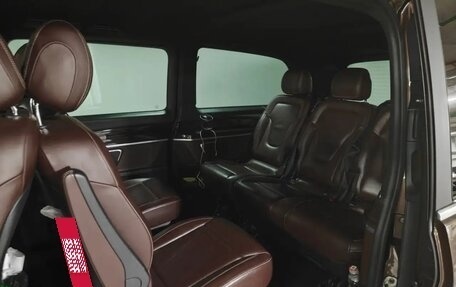 Mercedes-Benz V-Класс, 2015 год, 3 250 000 рублей, 3 фотография