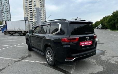 Toyota Land Cruiser, 2024 год, 13 000 000 рублей, 3 фотография