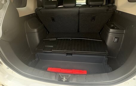 Mitsubishi Outlander III рестайлинг 3, 2022 год, 3 500 000 рублей, 10 фотография