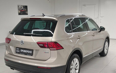 Volkswagen Tiguan II, 2018 год, 3 000 000 рублей, 6 фотография